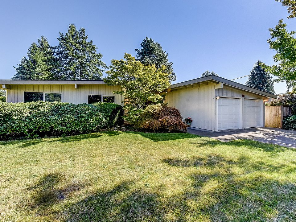 1st image of 28 164th Ave NE