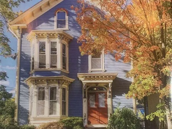 132 Jenkins St, Providence, RI 02906