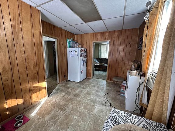 5th image of 468 White Ave
