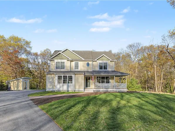 100 Franklin Rd, Scituate, RI 02825
