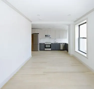 371 E 10th St #1B — Photo 6