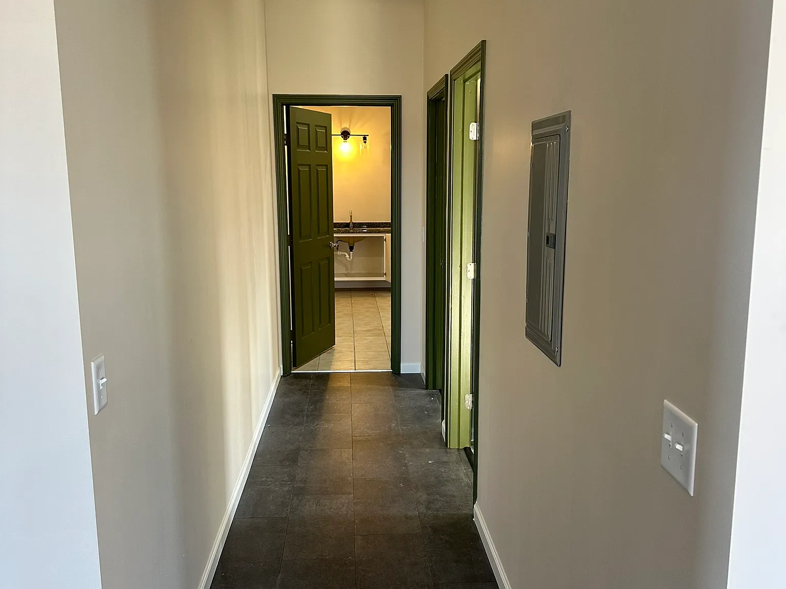 2 bed, 1200 sqft, $1,450 — Photo 3