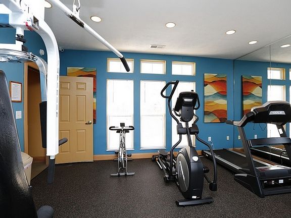 3rd image of 2632 Solitaire Ln APT 3