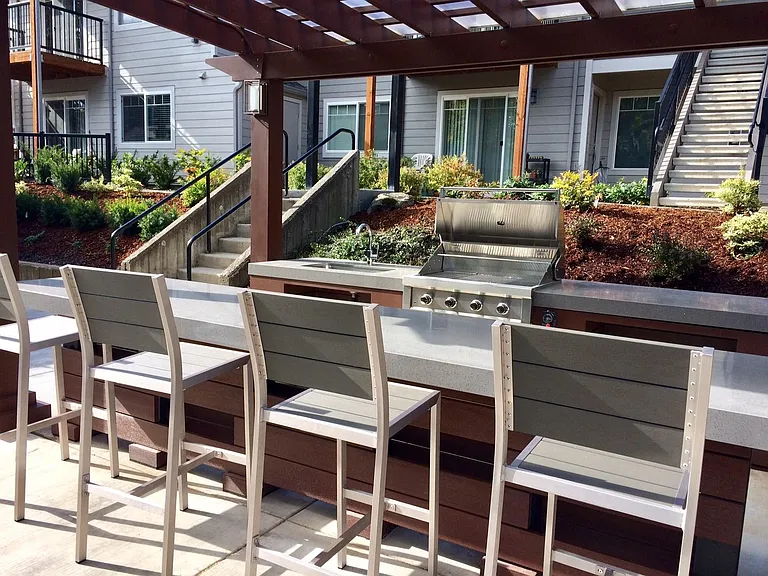 Commons at Redwood Creek — Photo 16