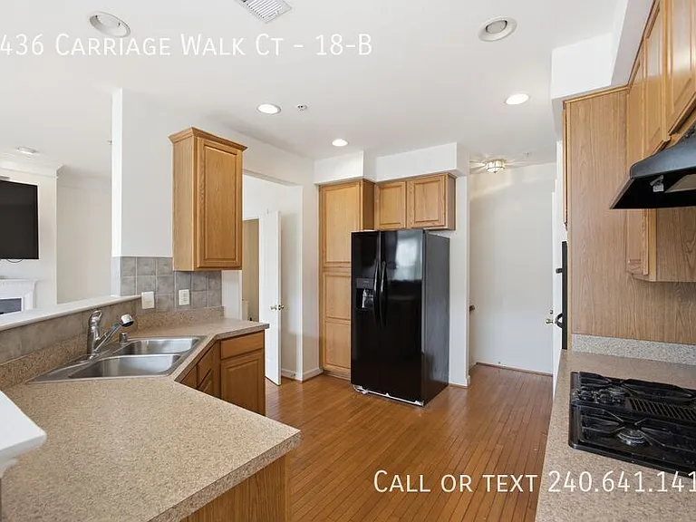 3436 Carriage Walk Ct #18B — Photo 6