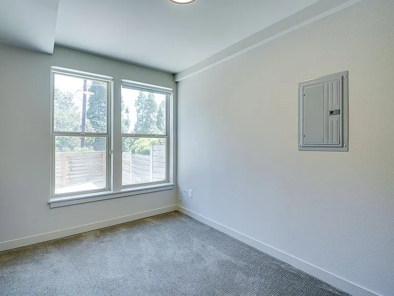 3835 Gilman Ave W — Photo 15