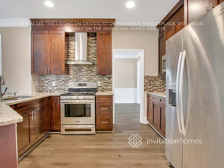 2719 McCoy Ave — Photo 7