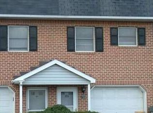 1724 English Dr, Mechanicsburg, PA 17055