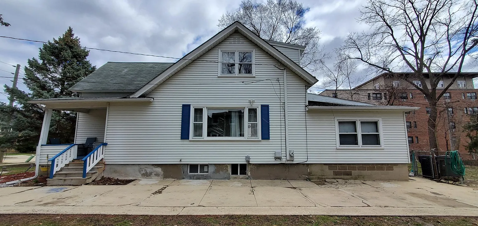 731 W Highland Ave photo 1
