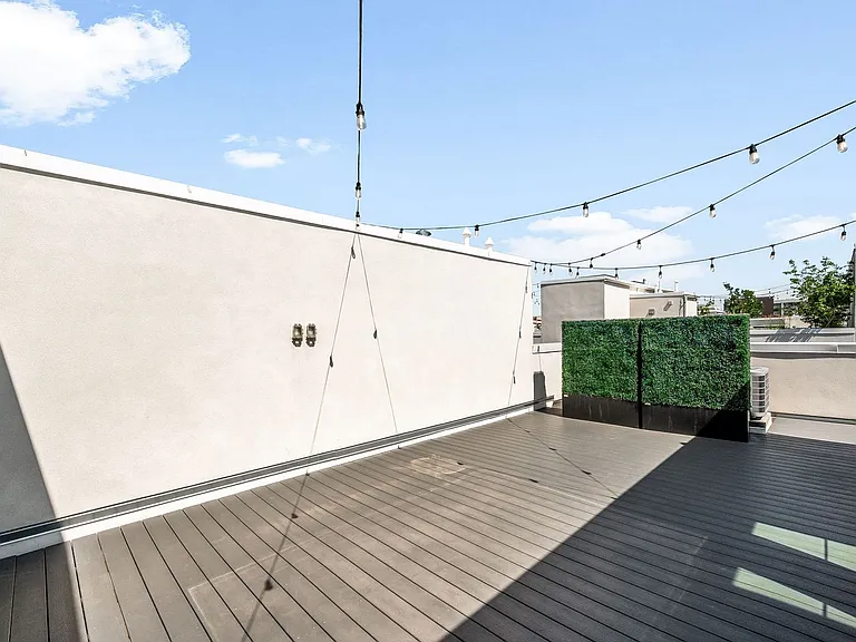 4263 E 8th Ave — Photo 25