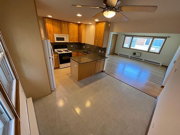 4th image of 5446 W Higgins Ave APT 11