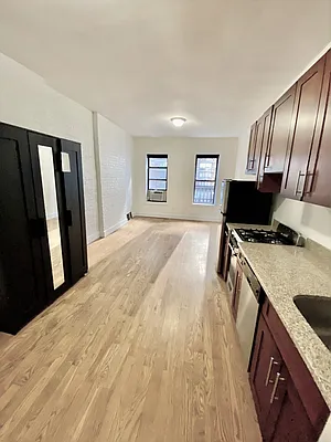Rented by Douglas Elliman | media 10