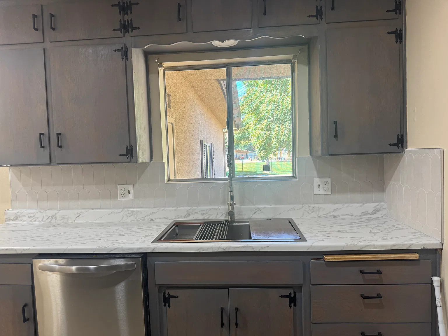 3 bed, 1240 sqft, $2,200 — Photo 3