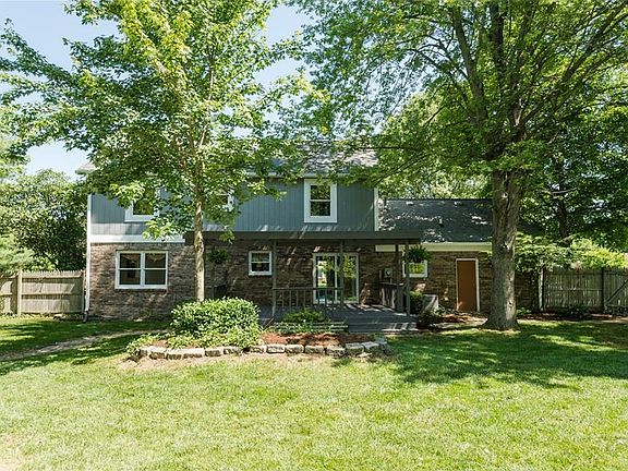 3rd image of 7341 W Glendale Ln