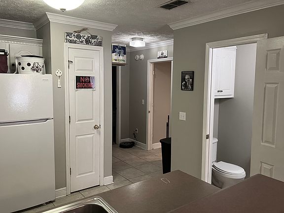 4th image of 403 Santa Anita Dr