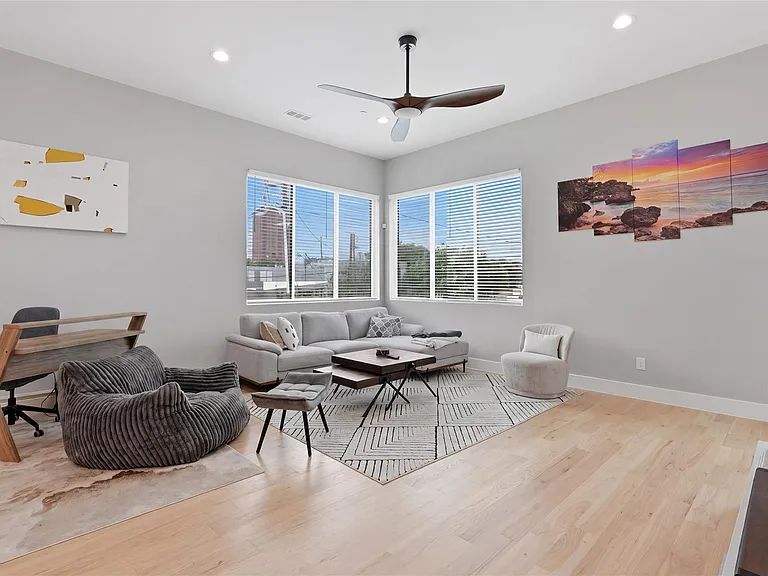 2214 Annex Ave #101 — Photo 3