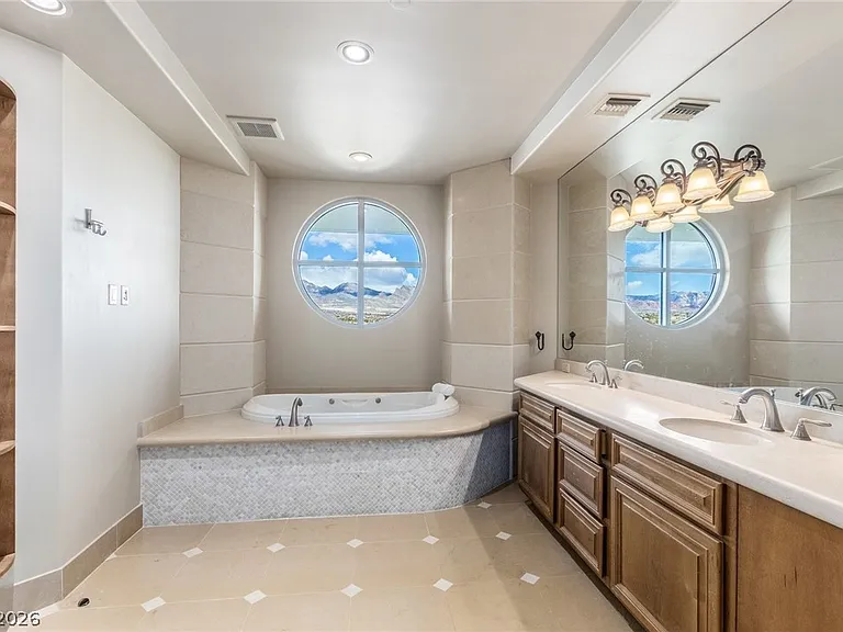 9103 Alta Dr #703 — Photo 34
