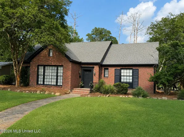 272 N Davis St, Forest, MS 39074