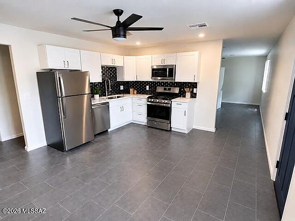 4th image of 2720 N Hopi Pl