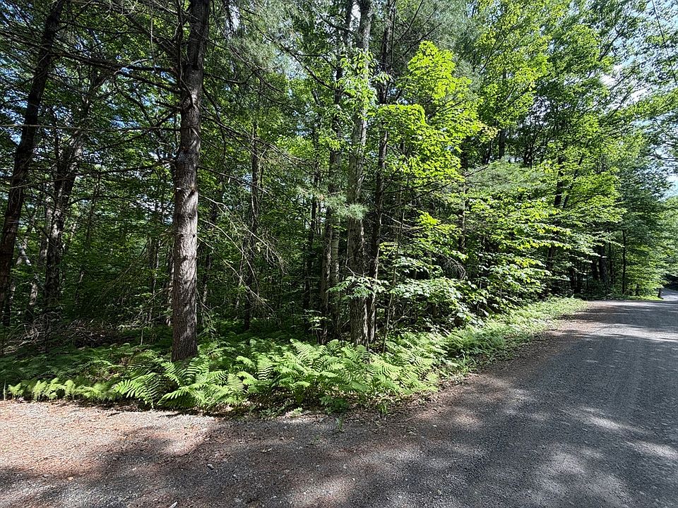 2nd image of 30 W Brook Dr