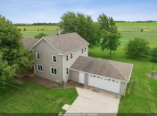 W3387 County Line Rd, Cleveland, WI 53015