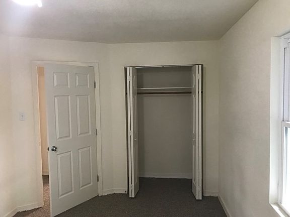 5th image of 233 Jesse Ave