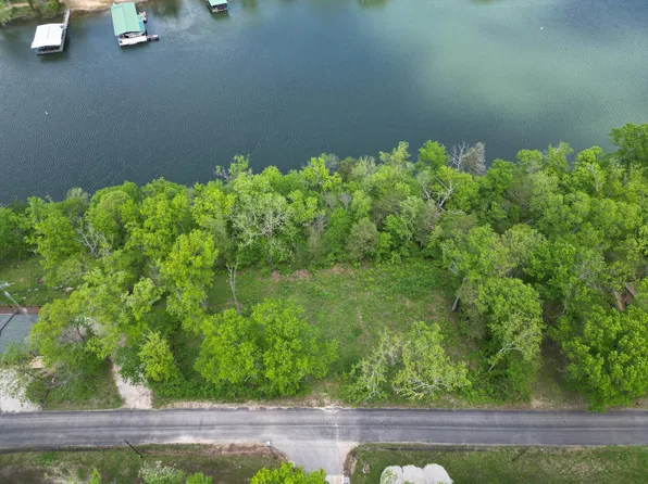 000 Farm Road 2208, Shell Knob, MO 65747