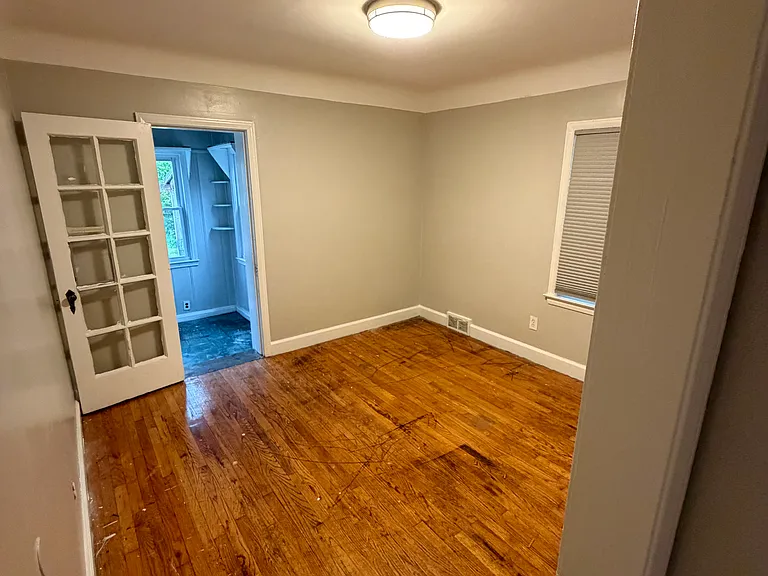 16503 Asbury Park — Photo 4