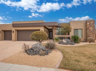 5244 N Northgate Peaks Dr, St George, UT 84770