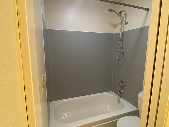 5th image of 7017 35th Ave NE #306
