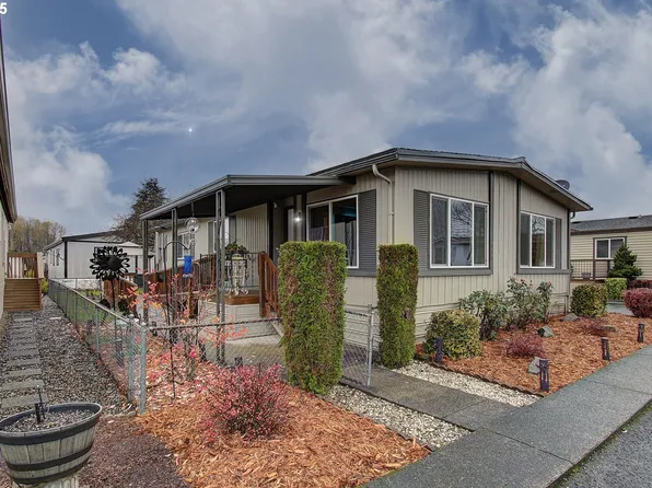 300 SW 7th Ave Unit 403, Battle Ground, WA 98604