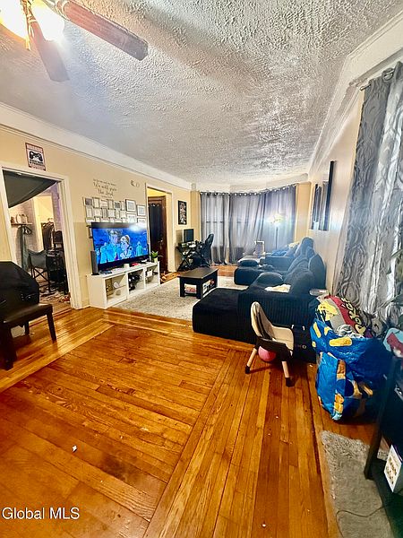 3rd image of 235 6th Avenue