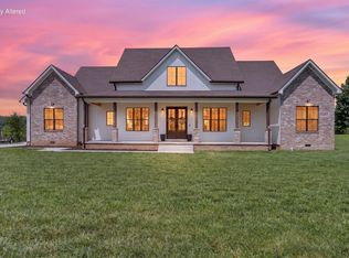 39 Bradley St, Stanford, KY 40484