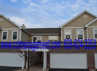 579 Fargo Trl, Middleton, WI 53562