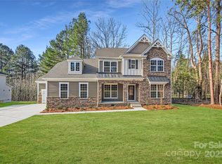 7009 New Town Rd, Waxhaw, NC 28173