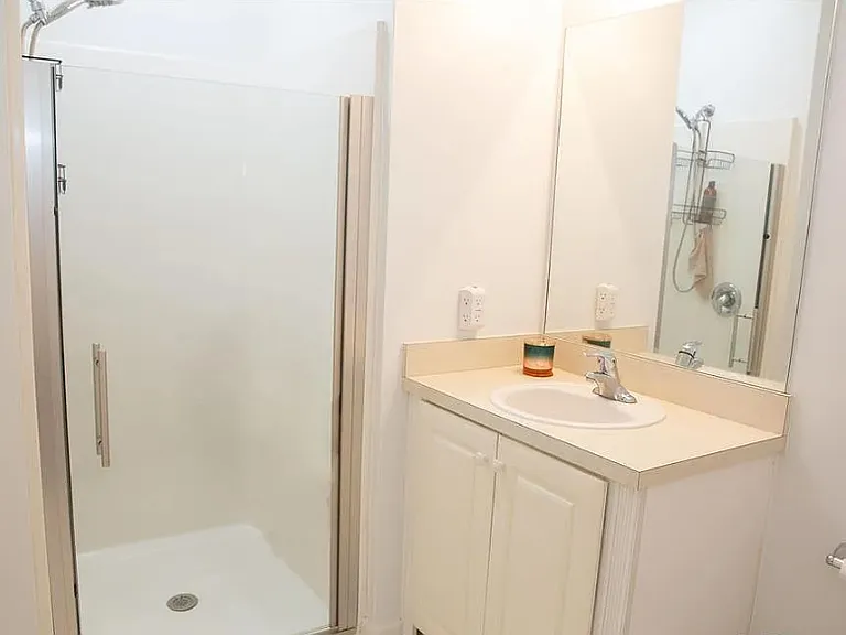 607 Prestwick Dr #2 — Photo 4