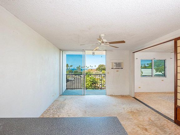 4th image of 75-5766 Kuakini Hwy APT 310