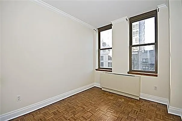 Sold by Park River | media 30