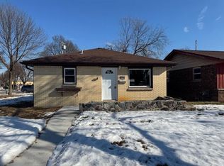 7720 West Bobolink AVENUE, Milwaukee, WI 53218