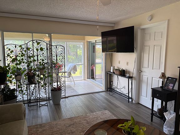 3rd image of 4507 Longmeadow #83
