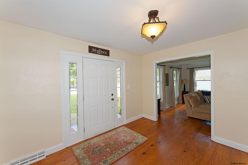 4th image of 662 SALVIA Lane