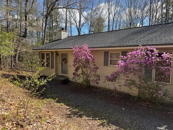 104 Greensward Drive, Grantham, NH 03753