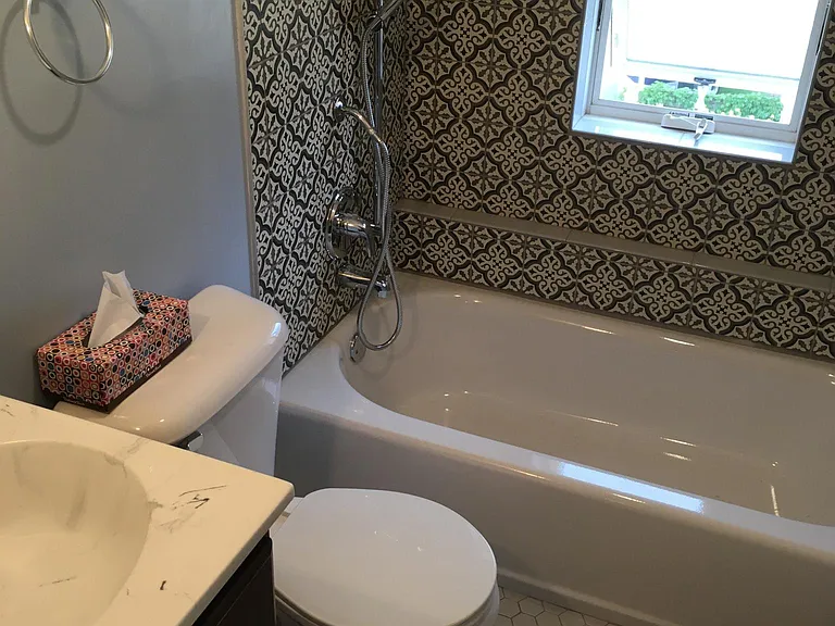 106 N Blount St #2 — Photo 13