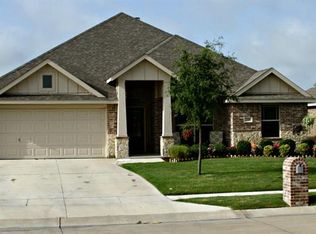 218 Ghost Rider Rd, Waxahachie, TX 75165