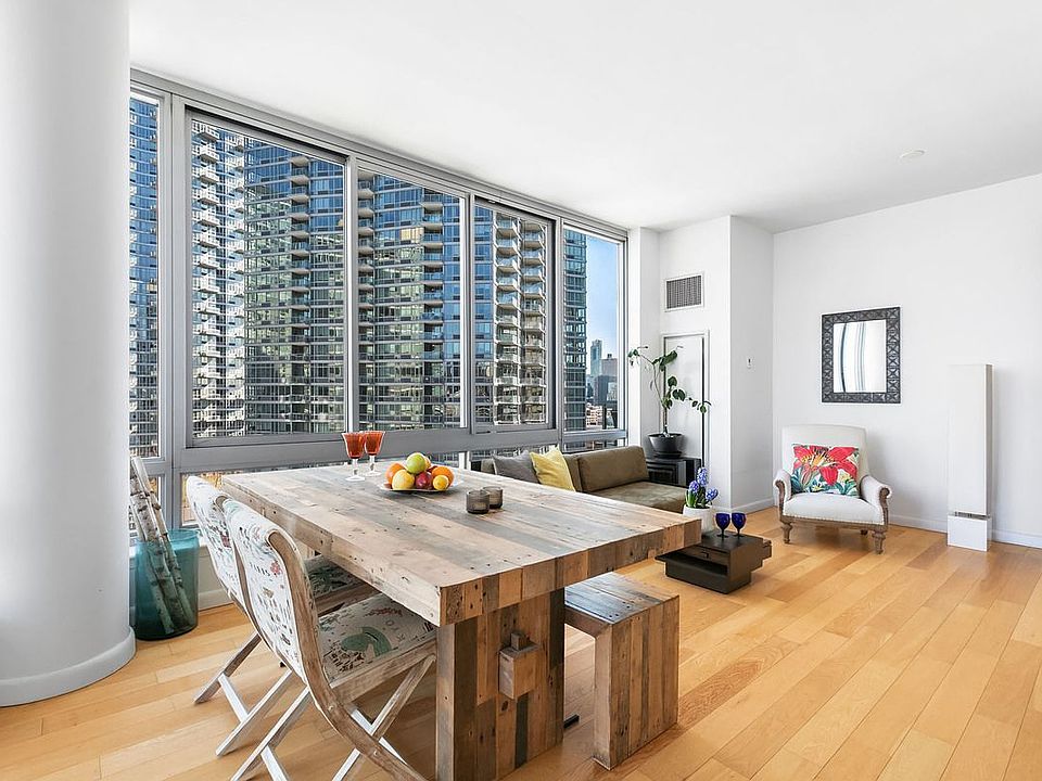 1st image of 4630 Center Blvd APT 1403