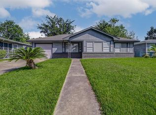 6507 Heron Dr, Houston, TX 77087