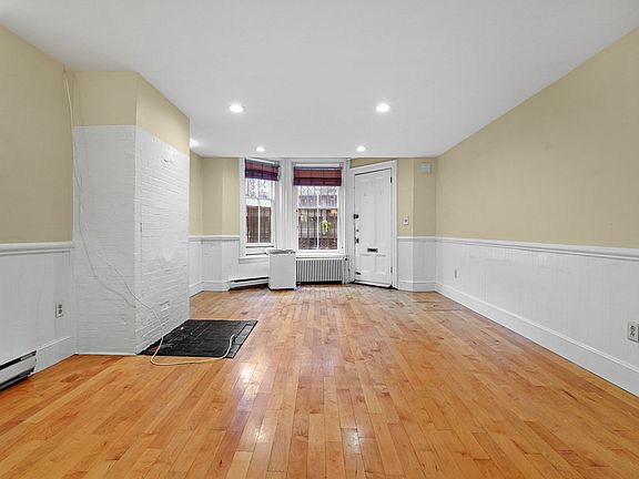 2nd image of 31 Hereford St #A