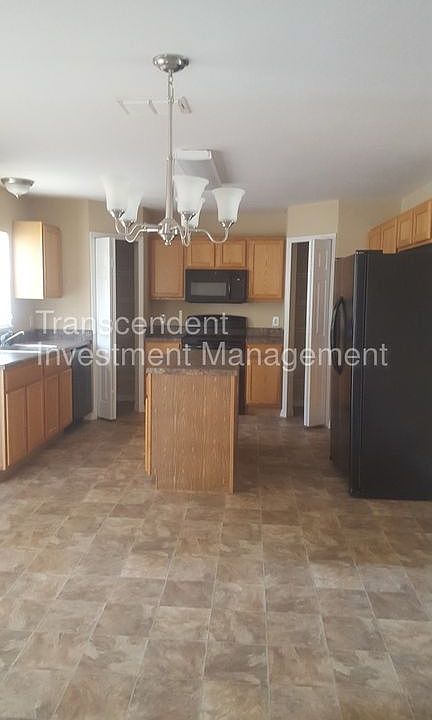 2nd image of 392 Pine Shadow Ln