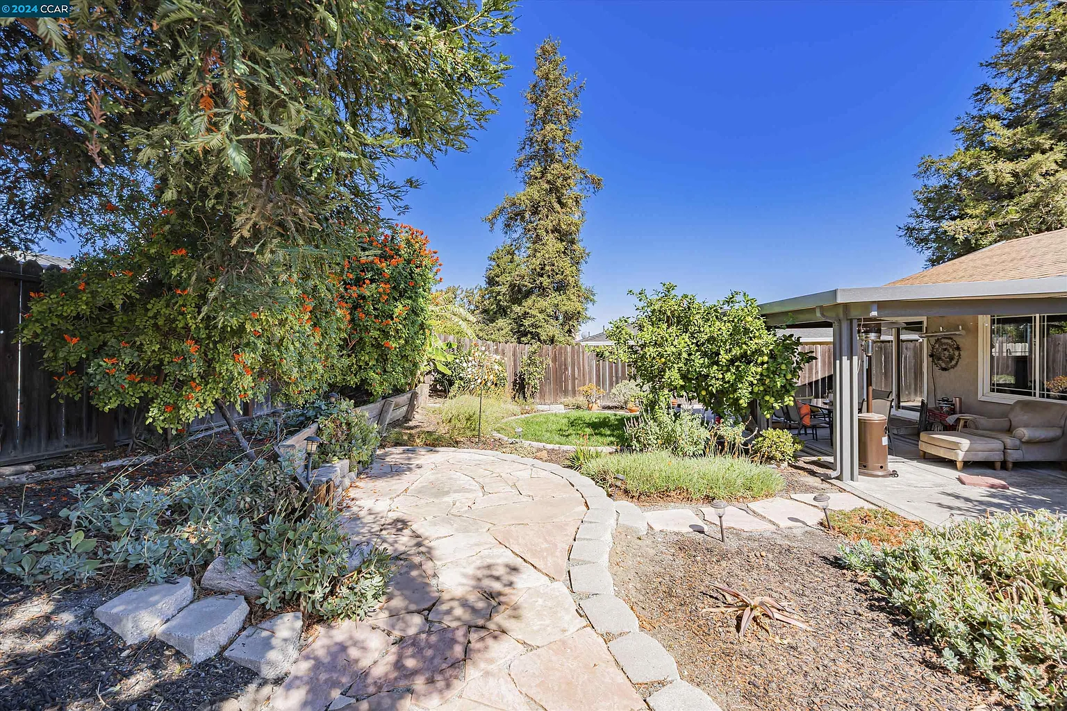 2180 Jacqueline Dr photo 1