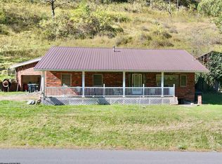 7935 Servia Elmira Rd, Duck, WV 25063